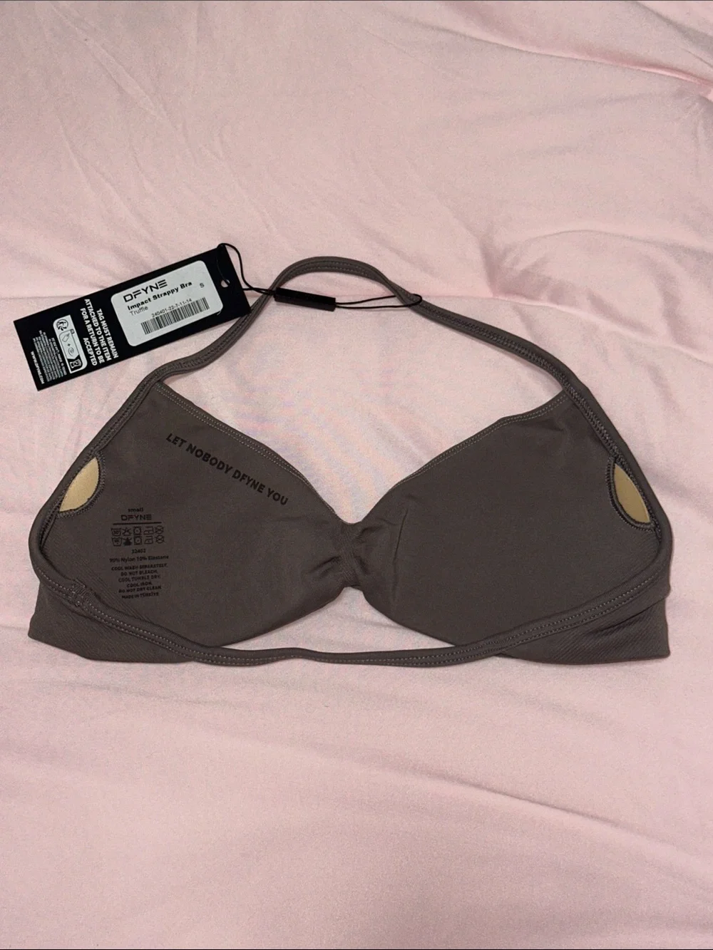 NWT DFYNE Impact Strappy Bra (Truffle - Small)